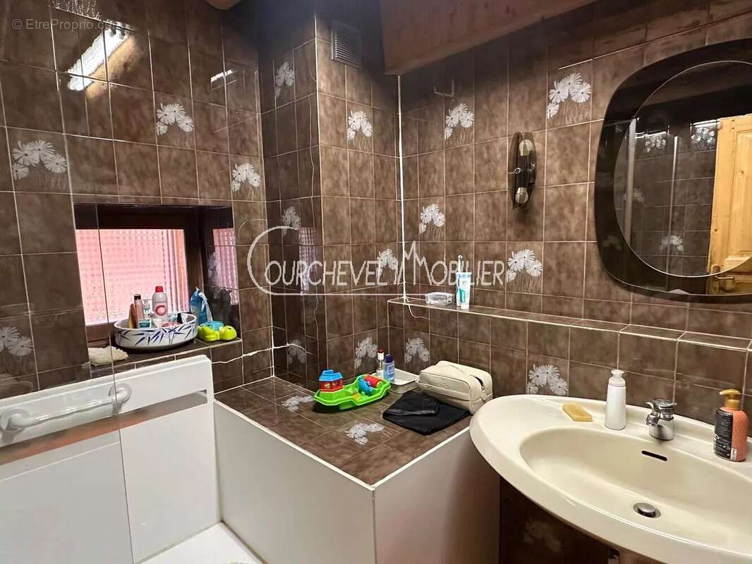 Maison à LA PERRIERE