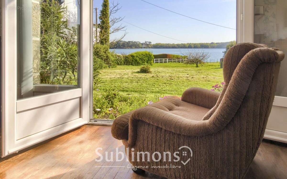 Maison à LOCOAL-MENDON