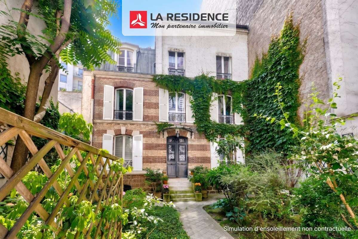 Maison à PARIS-17E