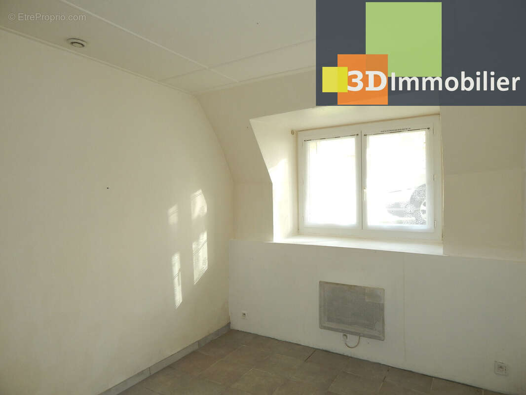 CHAMBRE LOGEMENT RDC - Maison à LONS-LE-SAUNIER