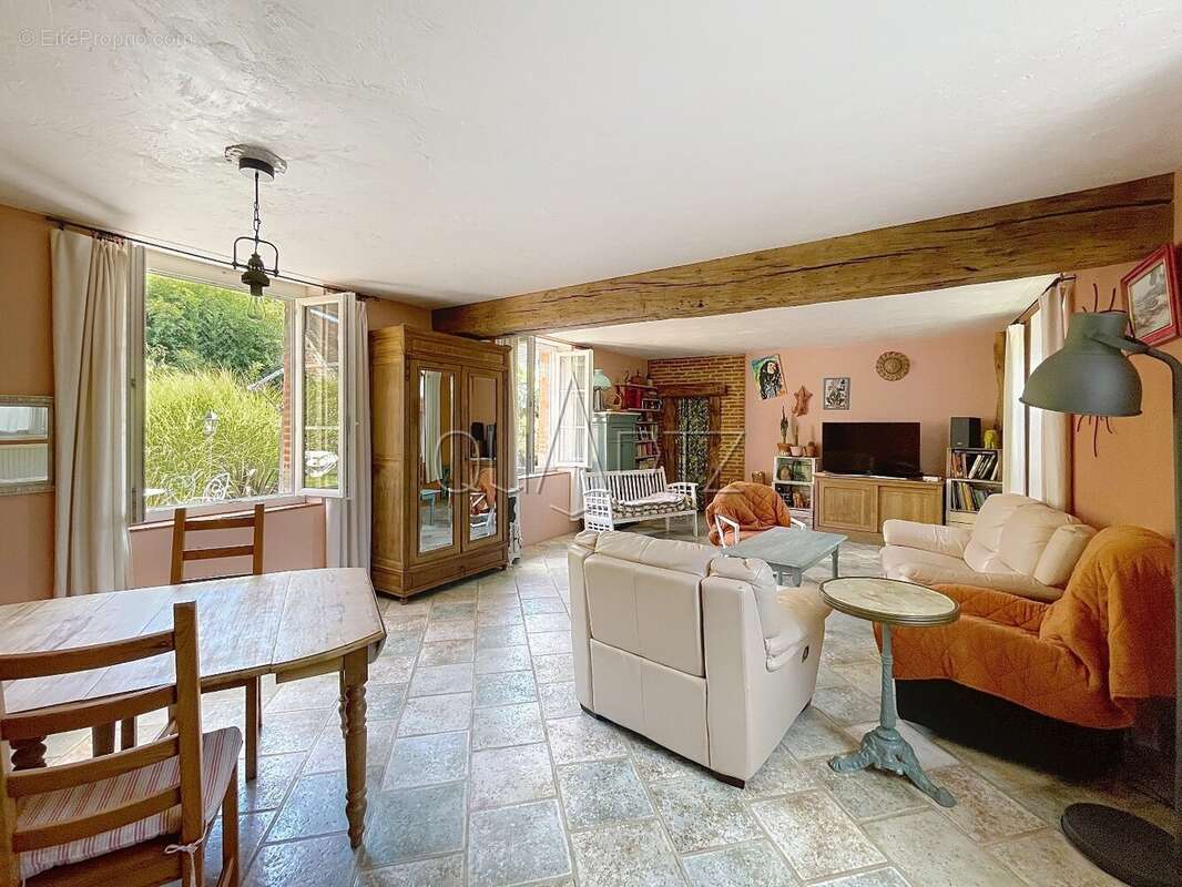 Maison à CHAUMONT-EN-VEXIN