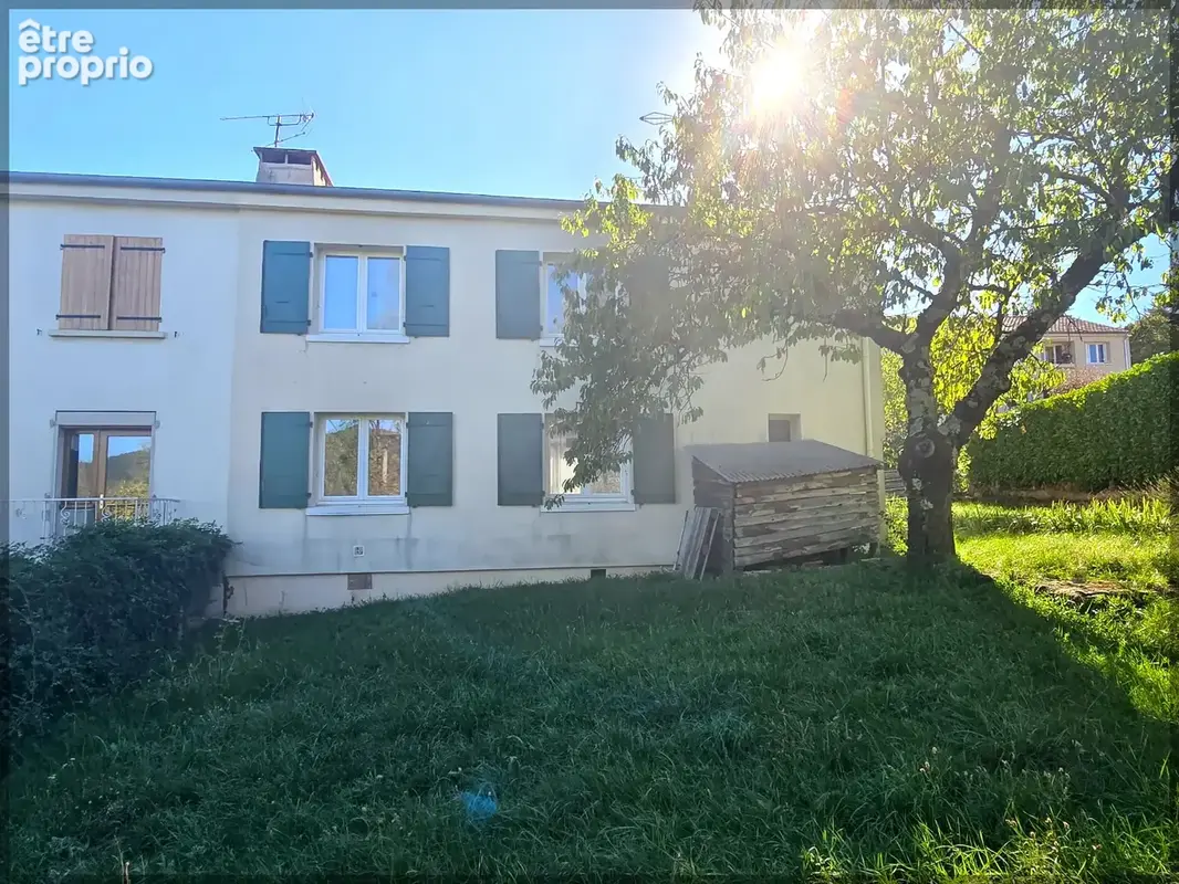 À Vernoux-en-Vivarais, maison 93 m2 avec jardin, 3 chambres et vue sur le lac - photo 5