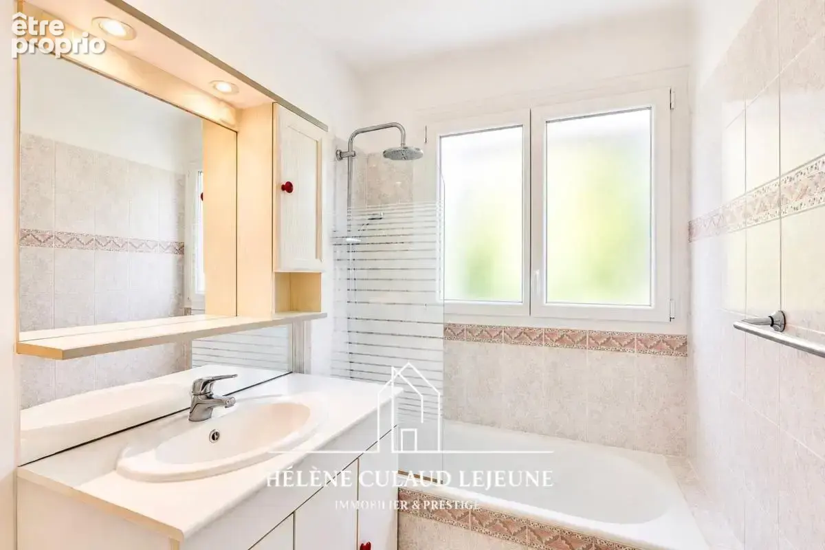 Maison - 108 m² - arradon - photo 11