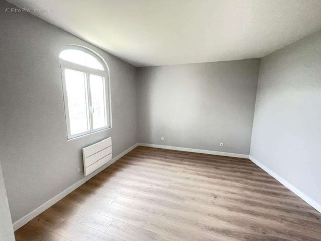 Elégante maison réhabilitée; prête à vivre ANGOULEME (16) - photo 4