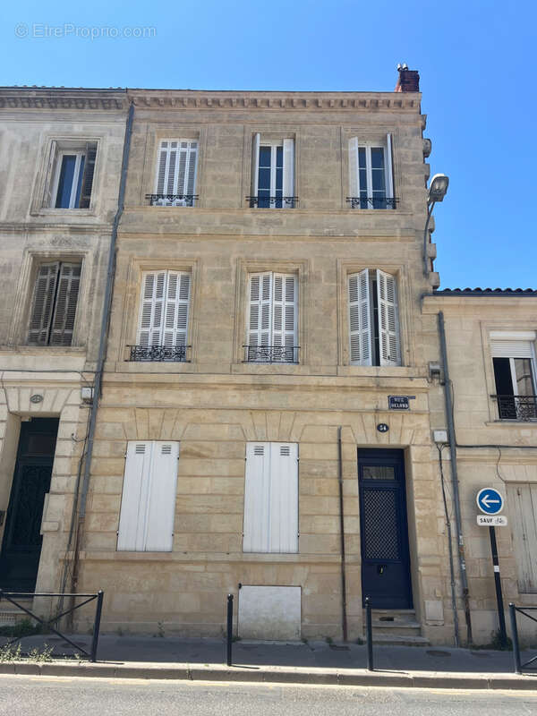 T2 rénové lumineux   Immeuble en pierre   Bordeaux Chartrons - photo 9