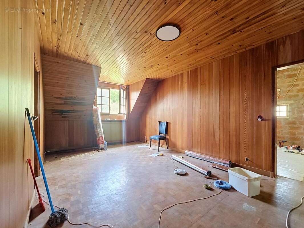 Maison 275 m² à Provins  - photo 9