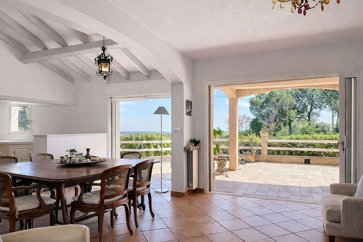 Maison à PORTO-VECCHIO