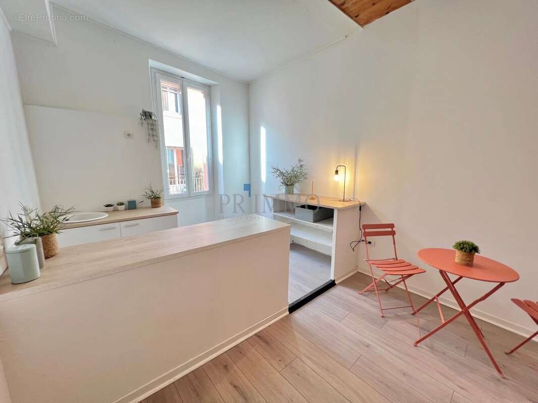 Appartement à FREJUS