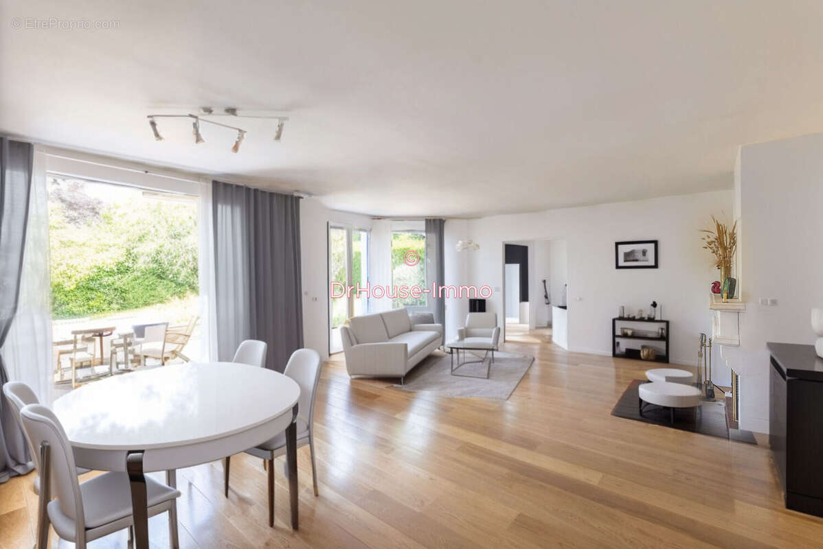 Maison à NOISY-LE-ROI