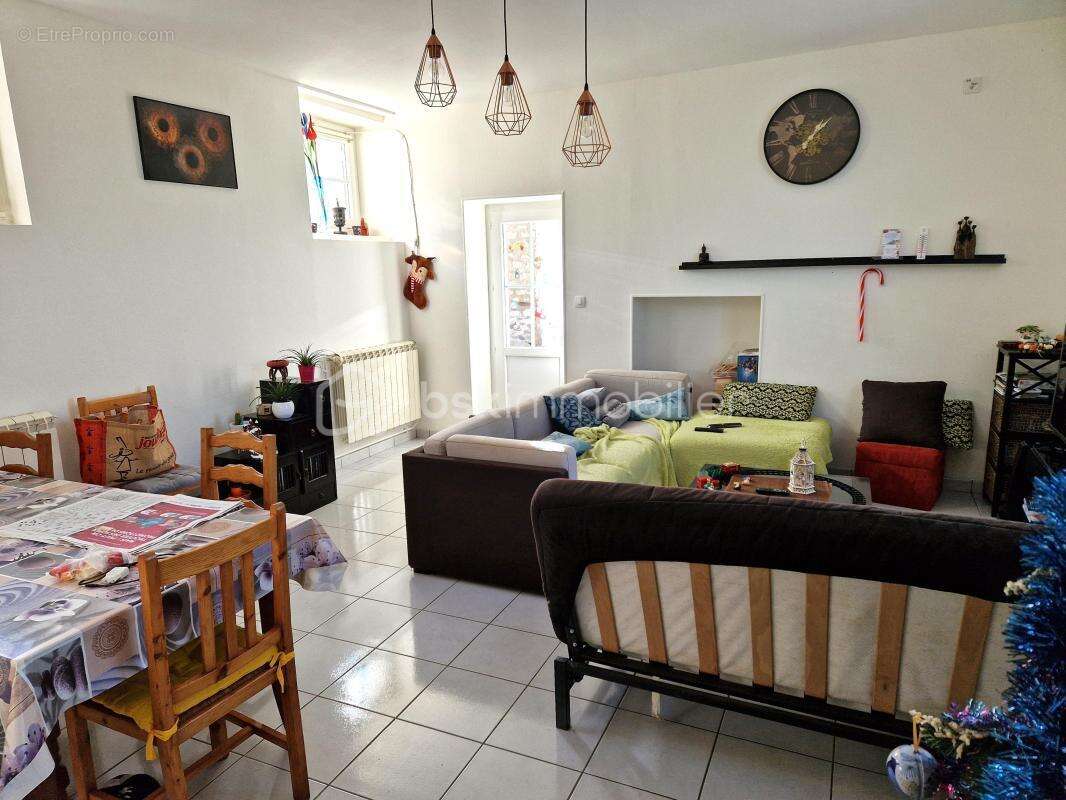 Maison à COLOMBIERS