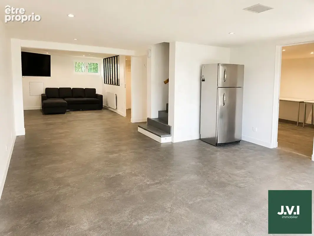 A vendre - Bas-Montmorency, Maison familiale 218 m² - 7 pièces, 5 chambres - photo 13
