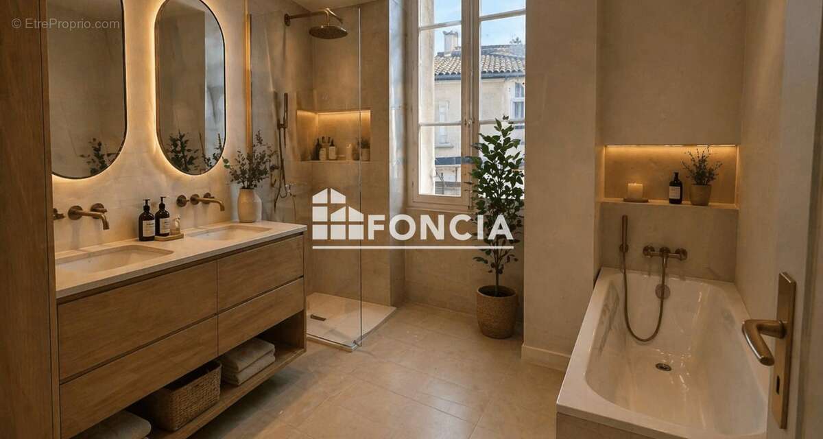 Appartement à BORDEAUX