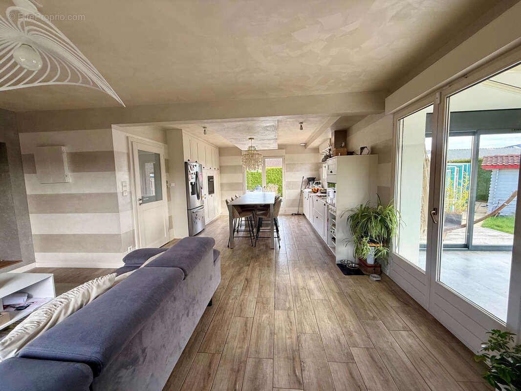 Maison à SAINT-ETIENNE-LES-REMIREMONT