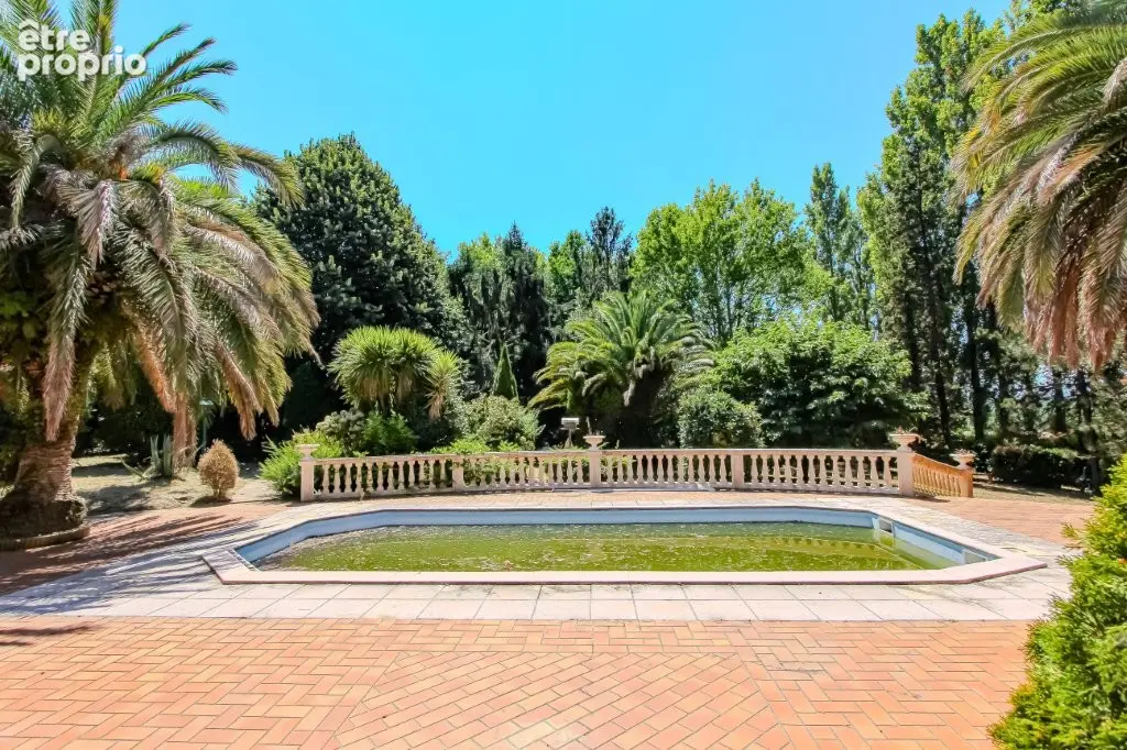 Arcangues - vue montagnes tres belle maison de plain pied  a rafraichir piscine - terrasse ? jardin ? garages - photo 9