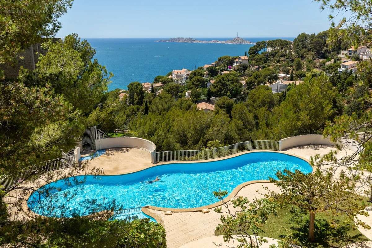 Appartement à MARSEILLE-7E