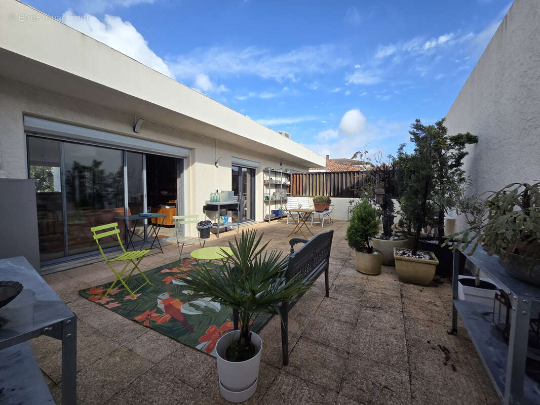 Maison à MIRAMONT-DE-GUYENNE