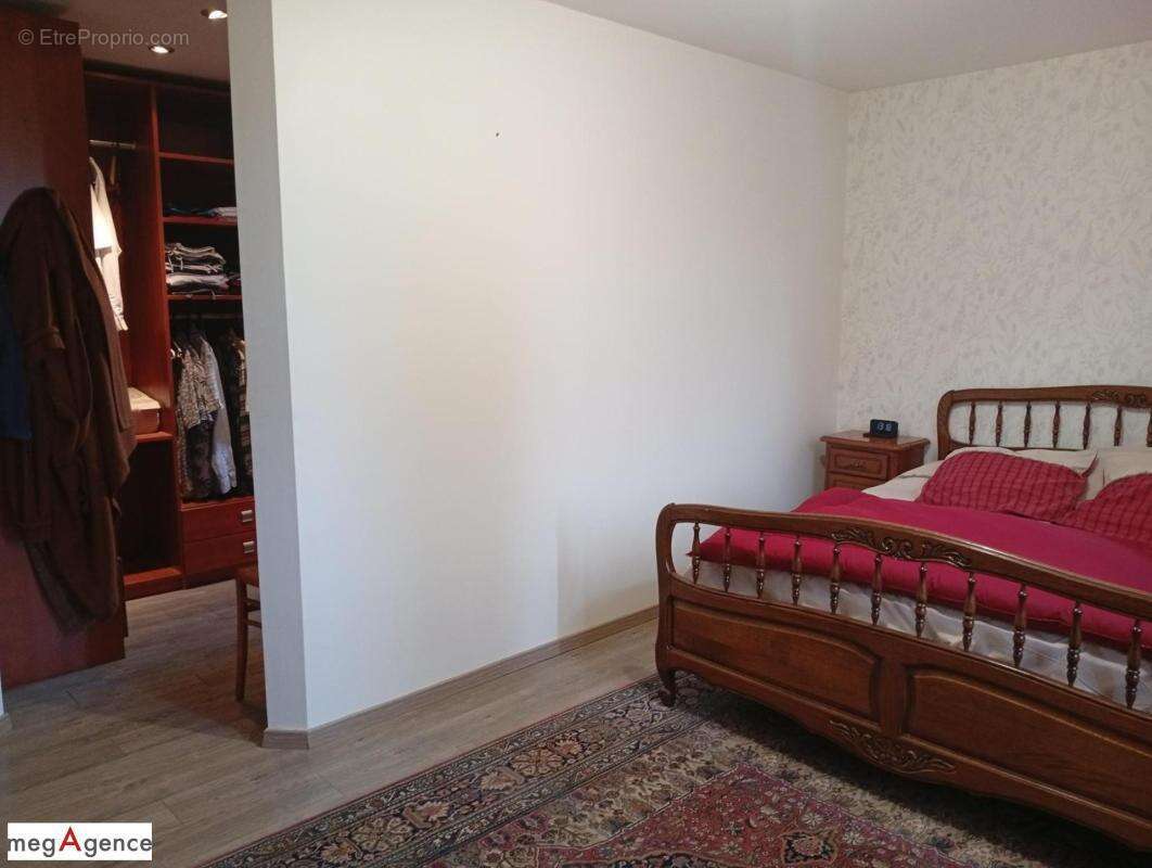 Maison à LE VERNET