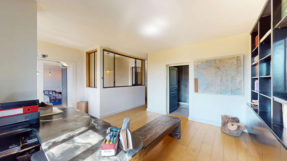 Maison à VILLENEUVE-L&#039;ARCHEVEQUE