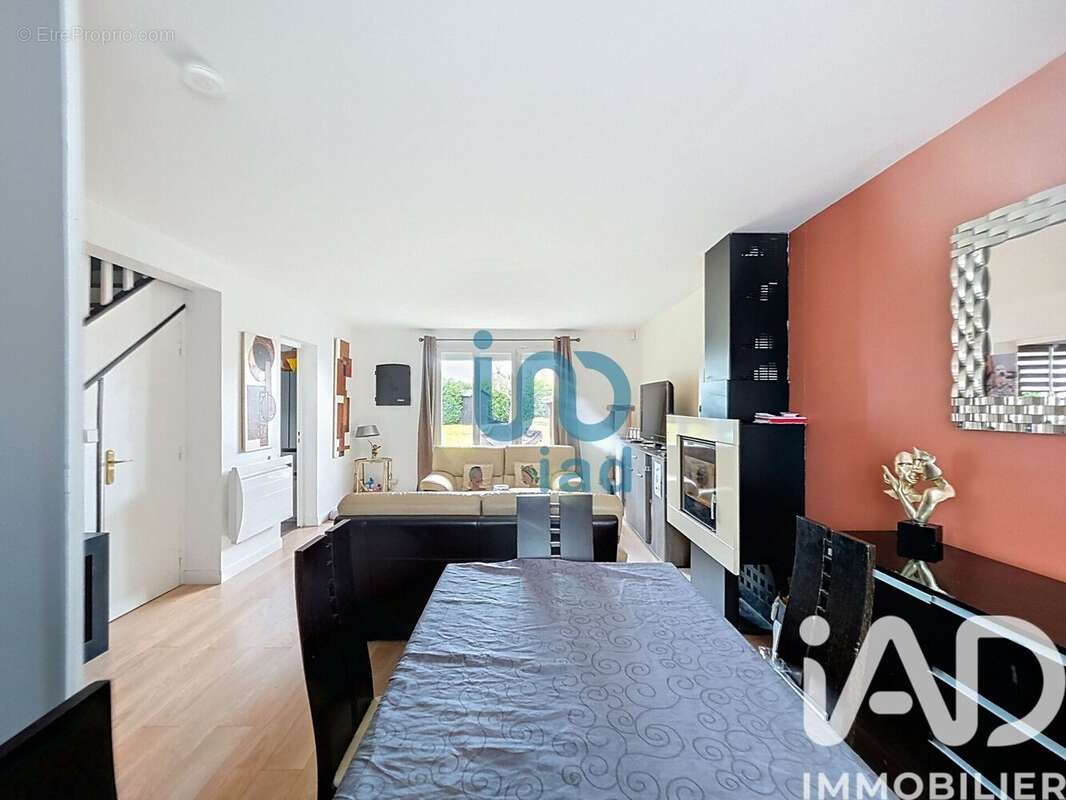 Photo 2 - Maison à MAGNANVILLE