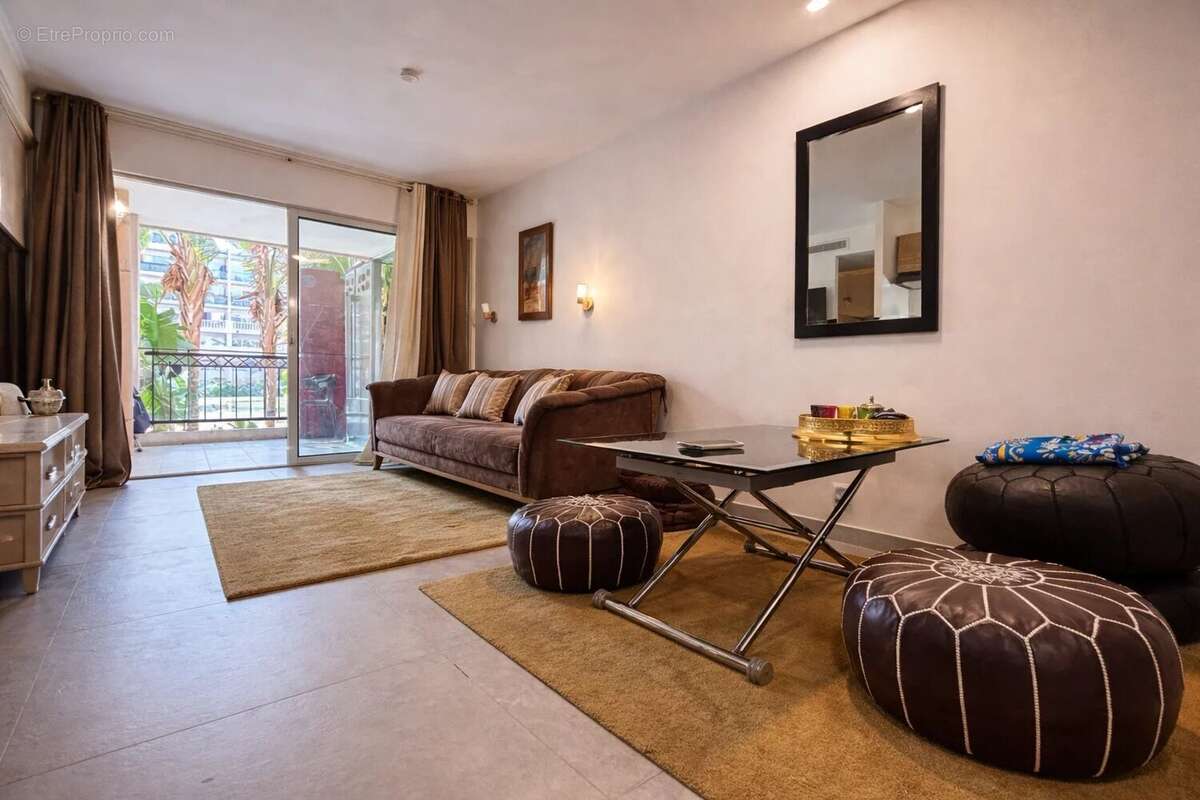 Appartement à CANNES