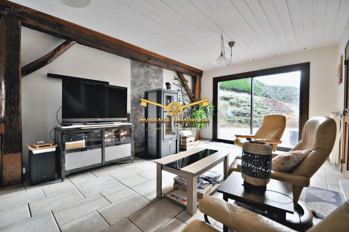 Maison à NOTRE-DAME-DES-MILLIERES