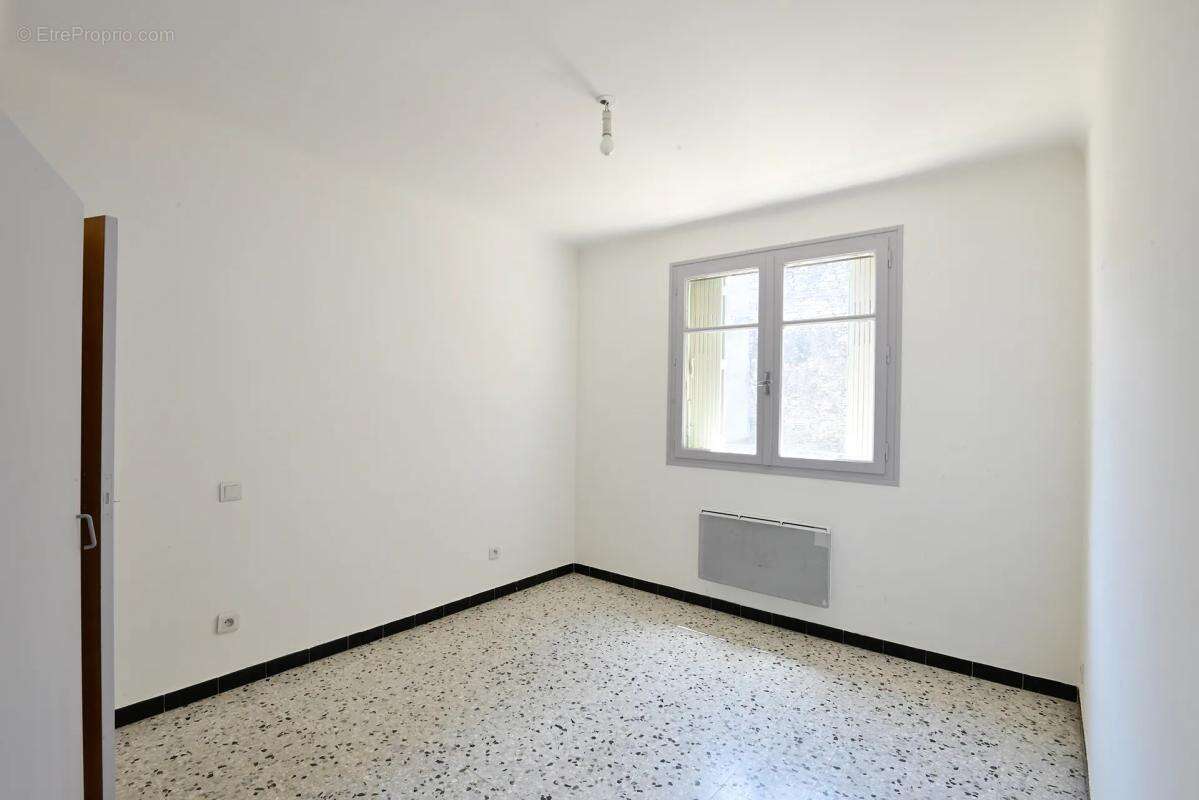 Appartement de 4 pièces de 81 m² à Marguerittes - photo 8