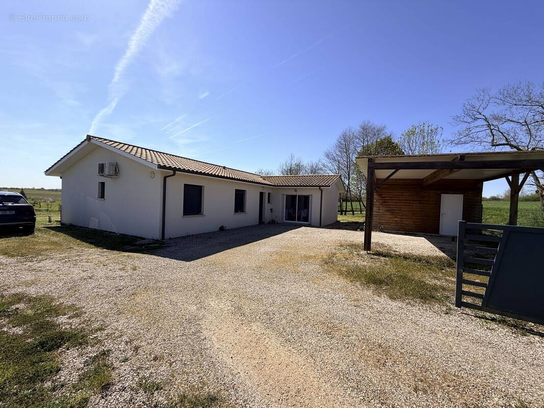 Photo 1 - Maison à SIGALENS