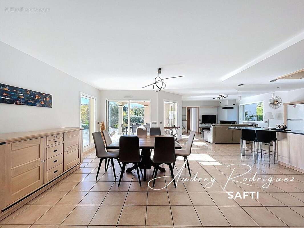 Photo 6 - Maison à CHANOS-CURSON