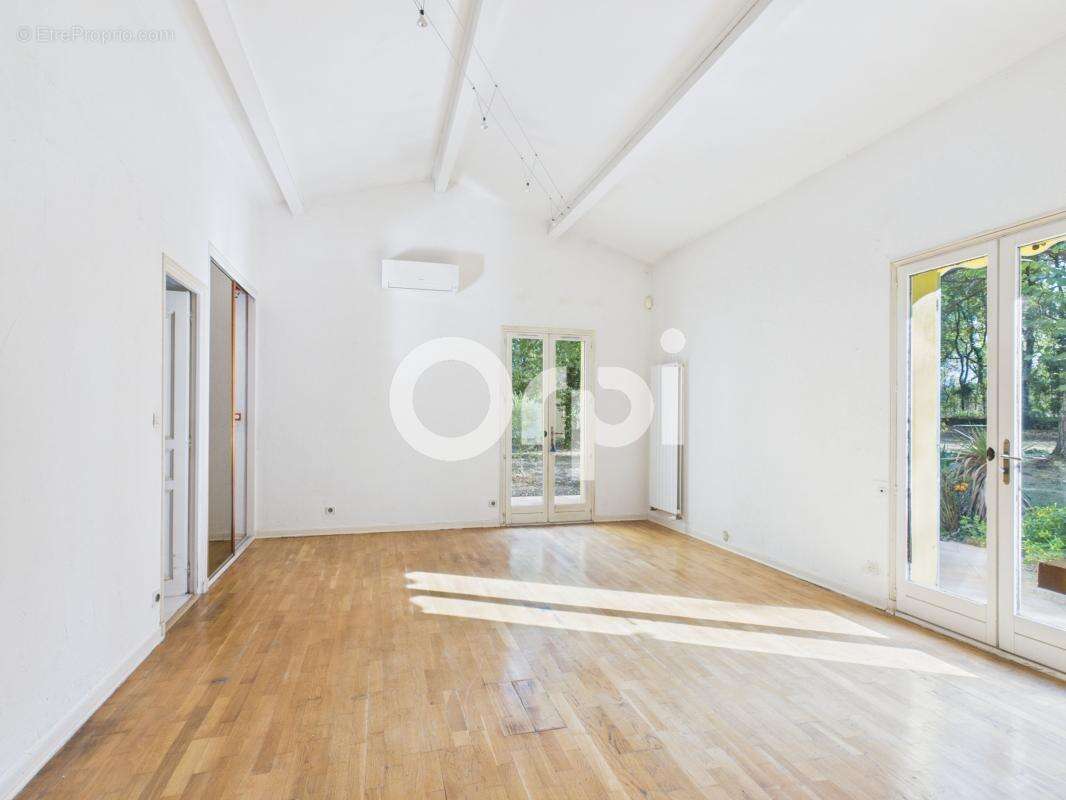 Maison à CALLIAN
