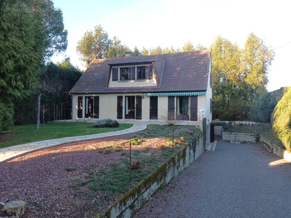 Maison à LE BENY-BOCAGE