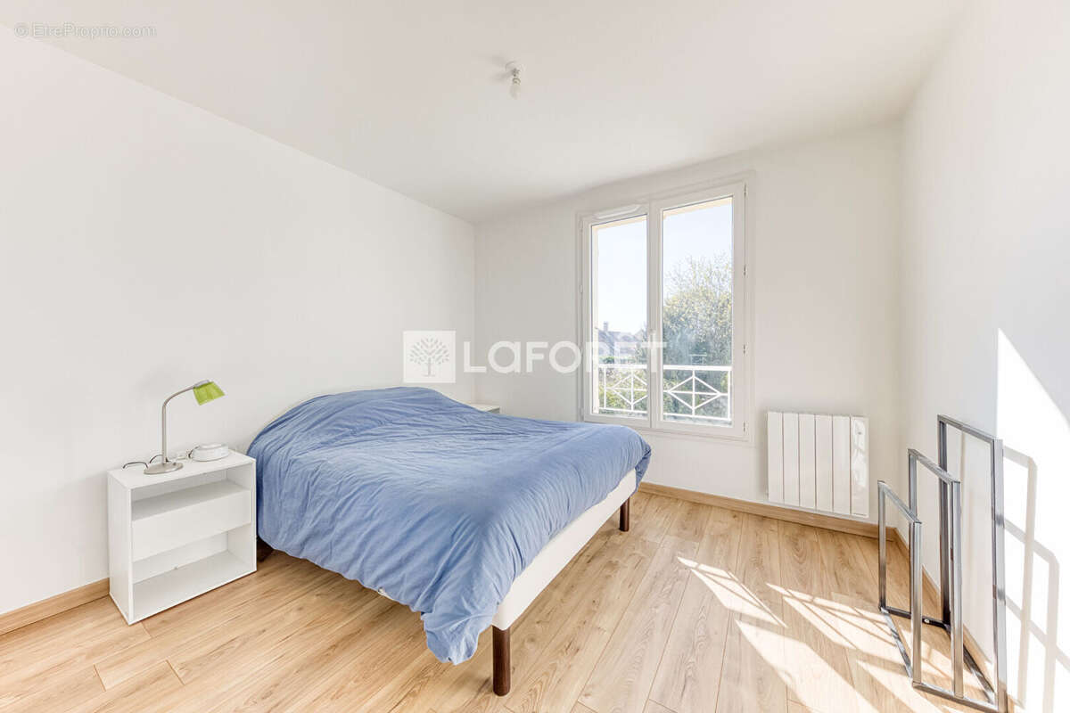 Maison à OZOIR-LA-FERRIERE