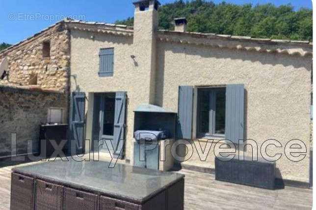 Maison à SAINT-JEANNET