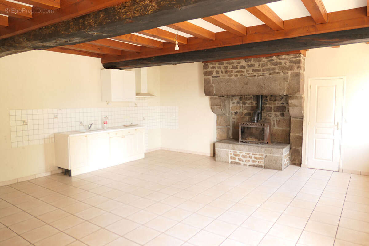 Maison 105 m² à Saint-Pois  - photo 3