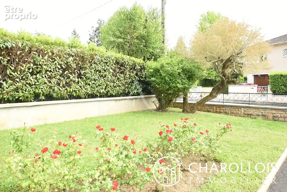 Belle maison rénovée  250 m²  6 chambres - charnay les mâcon - photo 16