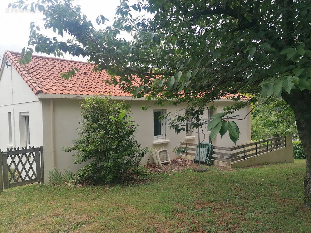 Maison à LE LOROUX-BOTTEREAU