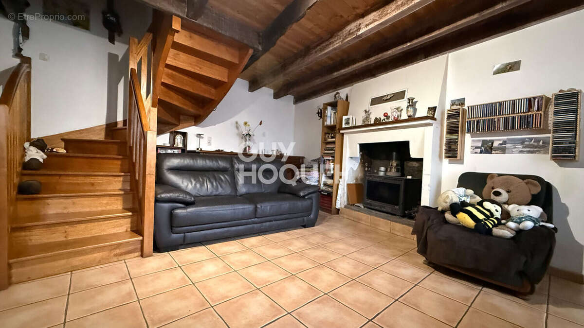Maison à MALANSAC