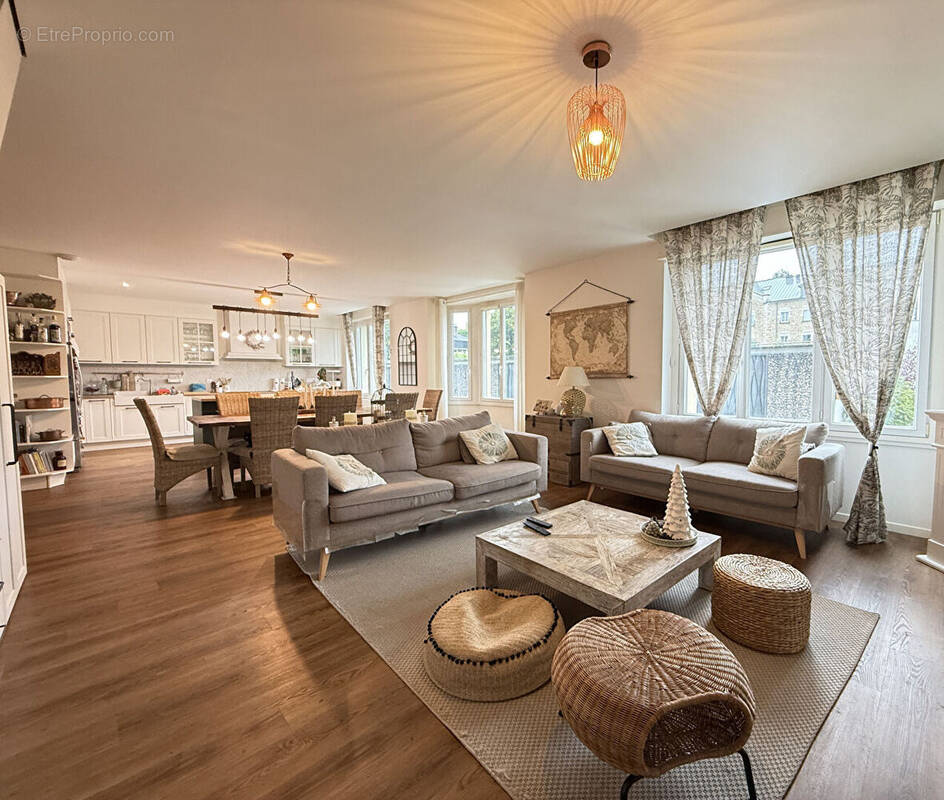 Appartement à LONS-LE-SAUNIER