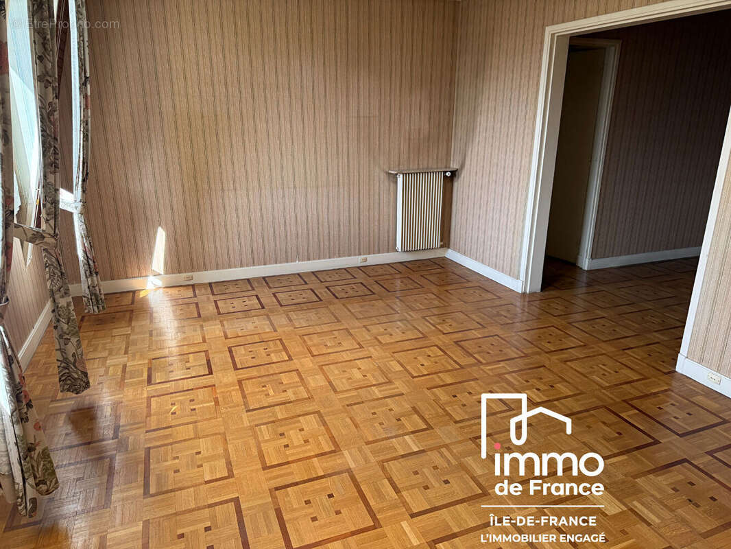 Appartement à VERSAILLES