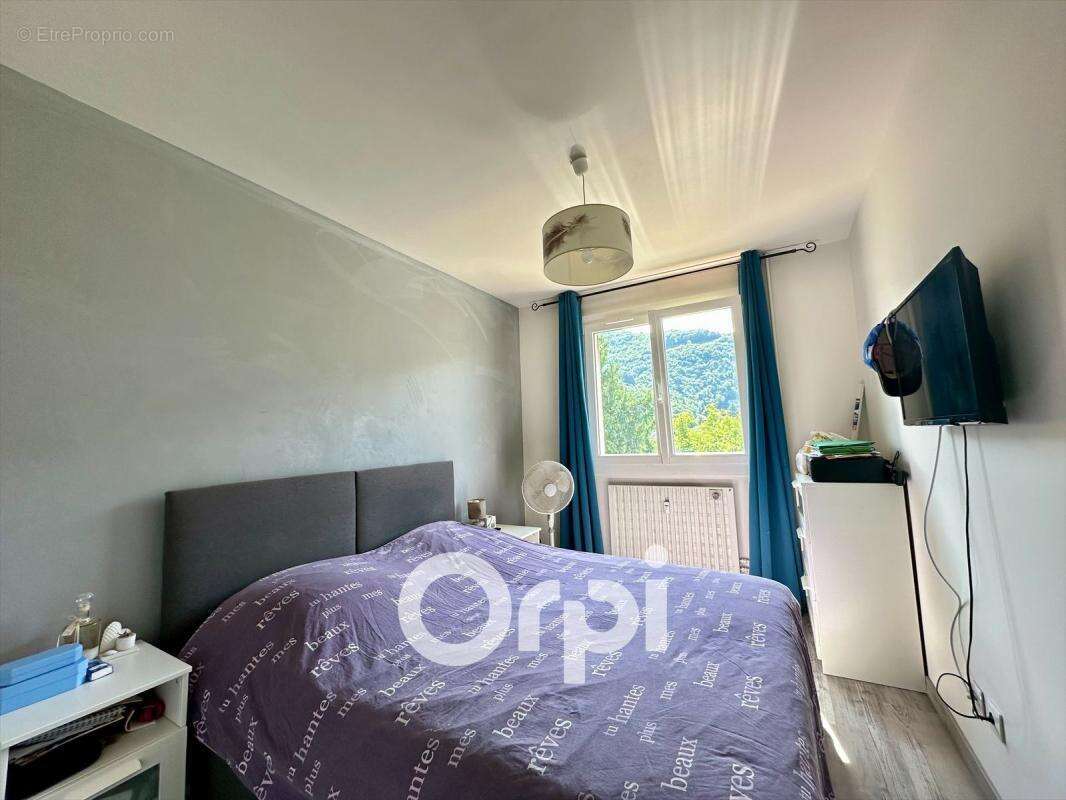 Appartement à VILLARD-BONNOT