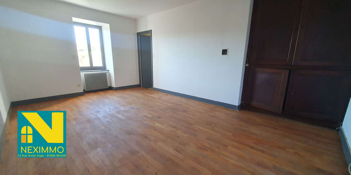 Maison à JUMILHAC-LE-GRAND