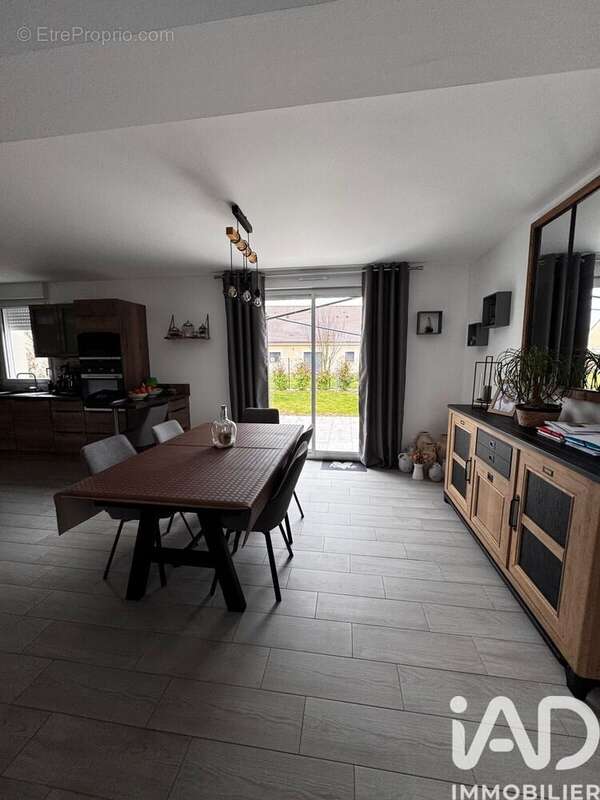 Photo 3 - Maison à LA CHAPELLE-DU-NOYER