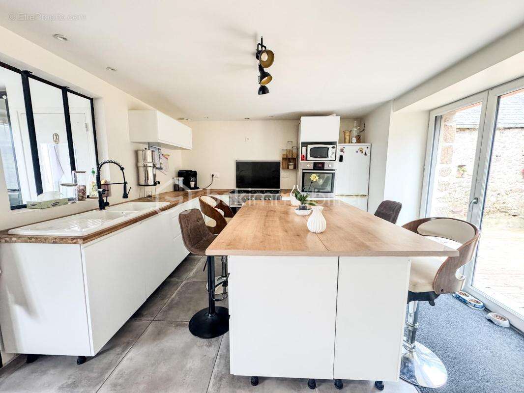 Maison à SAINT-COULOMB