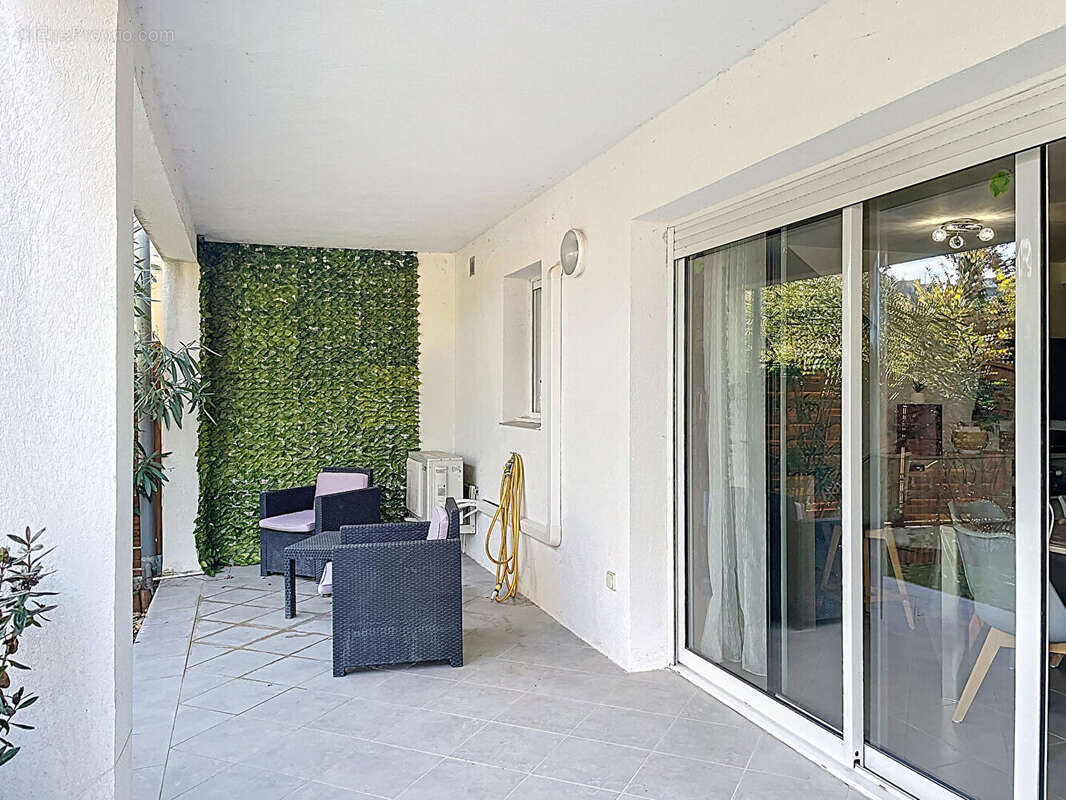 Appartement à PIERREVERT