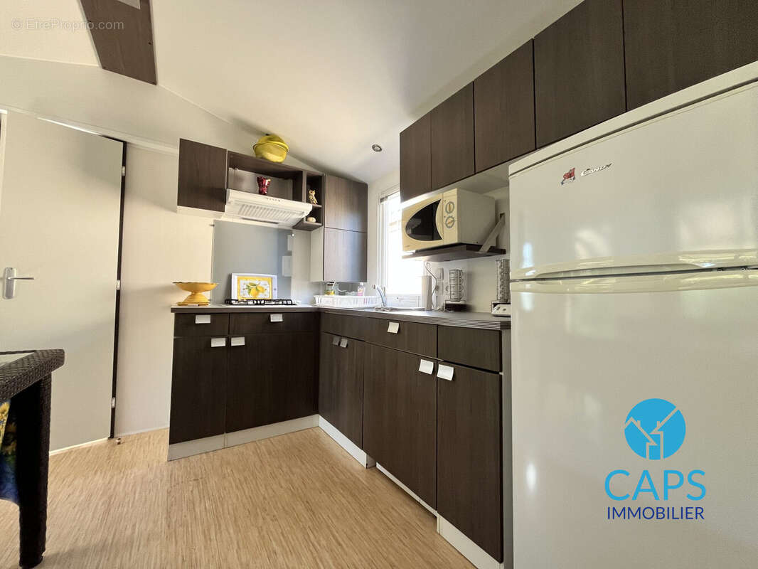 Cuisine - Maison à GRIMAUD