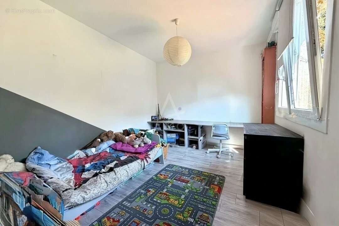 Au coeur du bourg de Saint-Révérend - photo 10