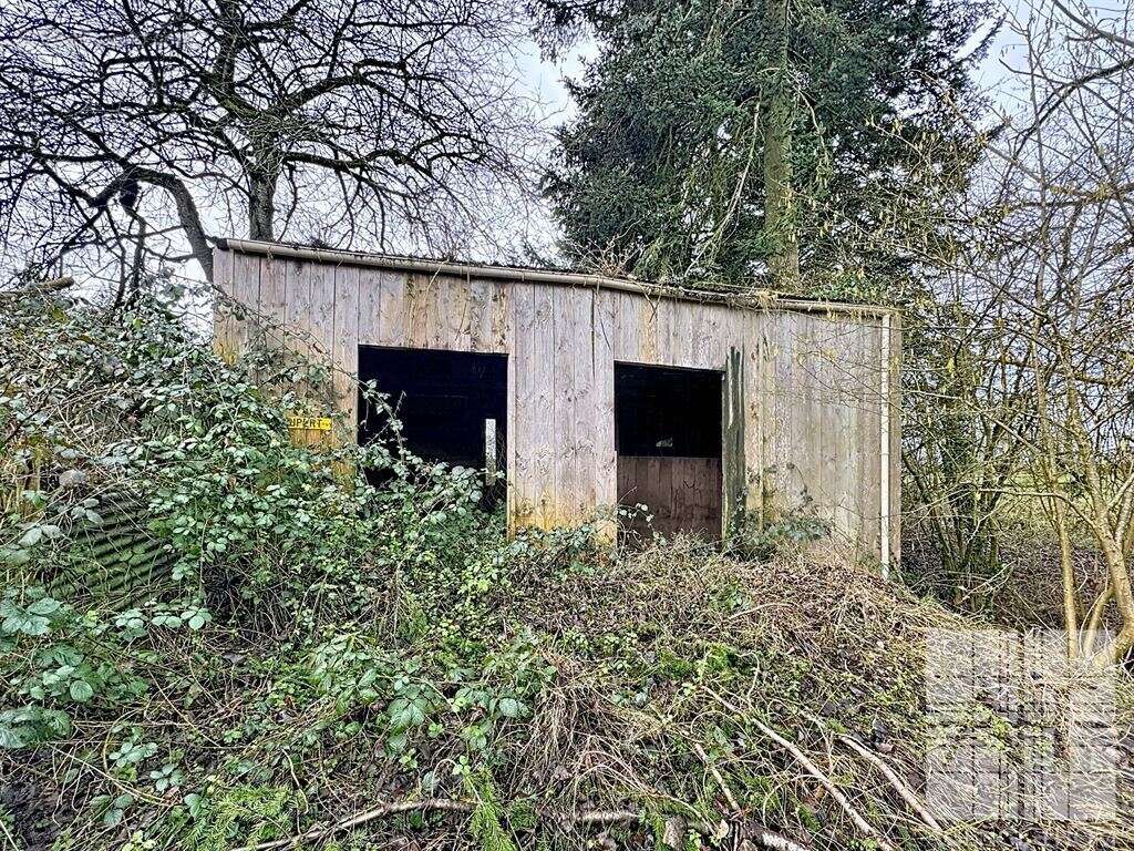 Longère en pierres à rénover - 1,43ha - idéal chevaux - photo 16