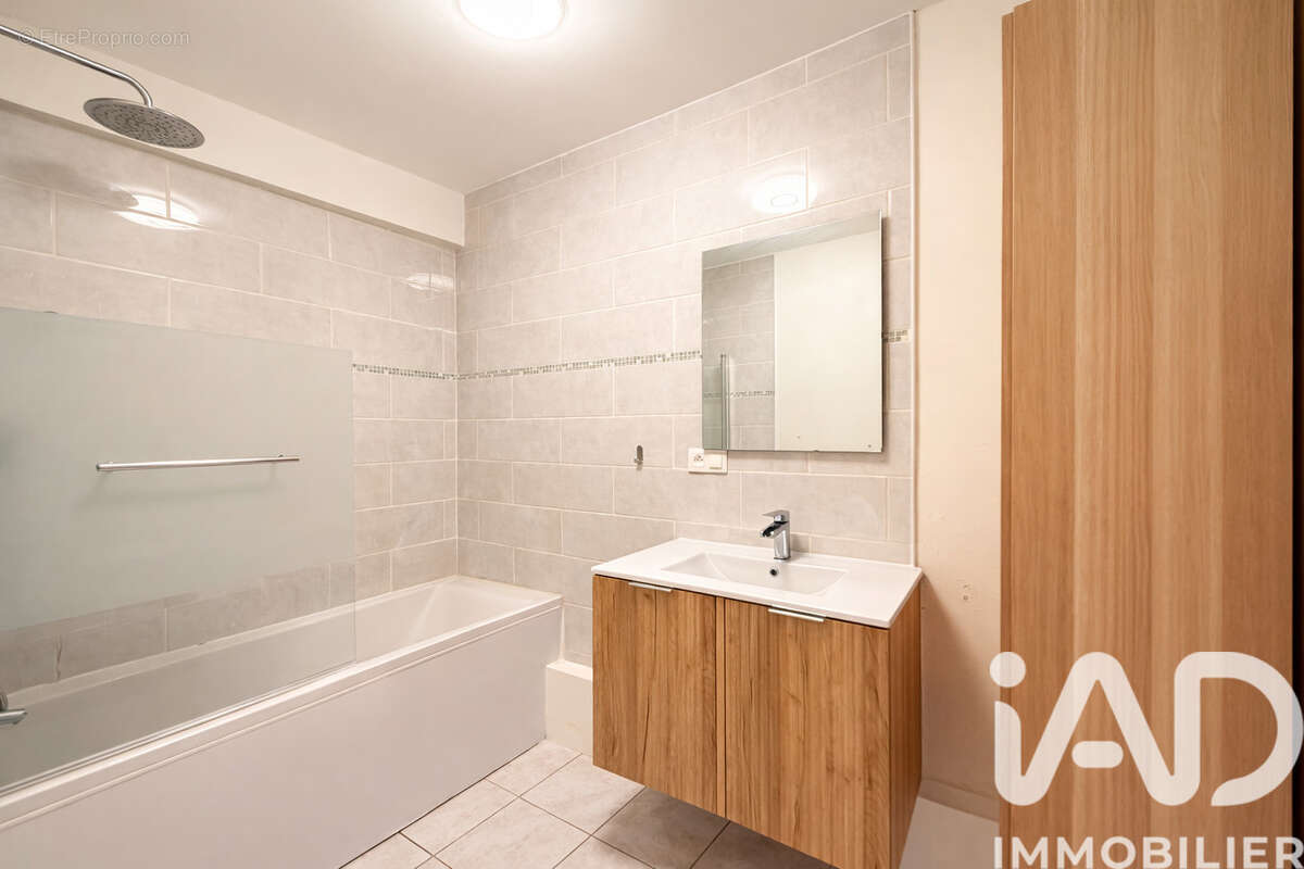 Appartement 71 m² à Boissy-Saint-Leger  - photo 8