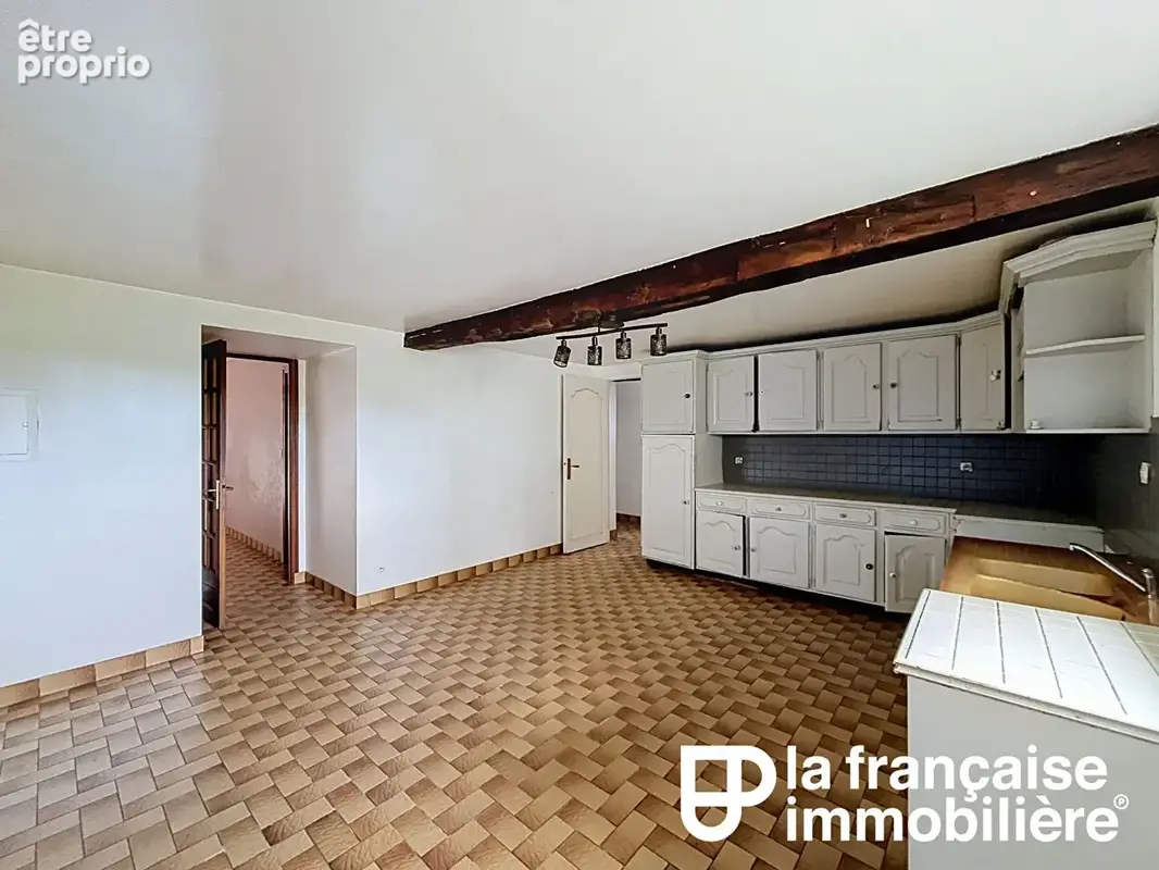 Maison - Noyal-sur-Vilaine - 105 m² -  3 chambres - jardin - photo 5