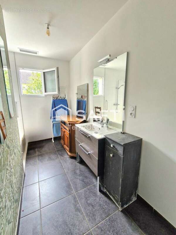 Photo 9 - Maison à BRANGES