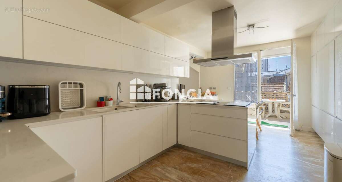 Maison à PARIS-19E
